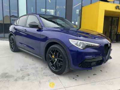 Usata Alfa Romeo Stelvio Sprint 190 CV (139 kW) 2021 Blu/azzurro SUV