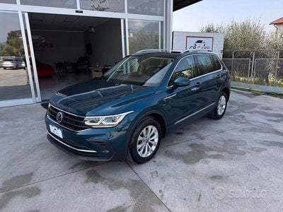 Usata VW Tiguan Life 150 CV (110 kW) 2021 Blu SUV