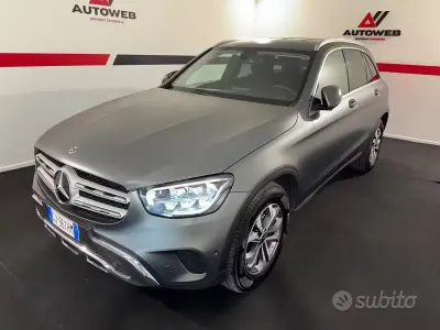 Usata Mercedes GLC220 Premium Plus 194 CV (142 kW) 2022 Grigio SUV