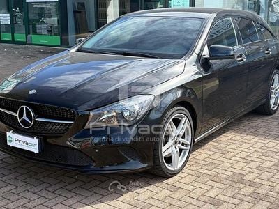 Usata Mercedes CLA200 Business 136 CV (100 kW) 2017 Nero Station wagon