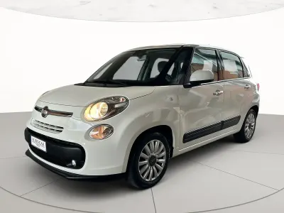 Begagnad Fiat 500L Pop Star 95 HK (69 kW) 2017 Vit Minibuss