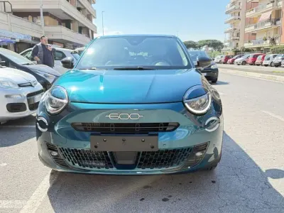 Usata Fiat 600 La Prima 101 CV (74 kW) 2025 Verde SUV