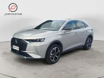 Gebraucht DS Automobiles DS7 Crossback Bastille 131 PS (96 kW) 2023 Grau SUV