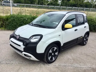 Usata Fiat Panda Cross Cross 71 CV (52 kW) 2025 Bianco Utilitaria