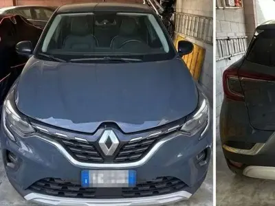 Usata Renault Captur Techno 101 CV (74 kW) 2024 Blu/azzurro SUV