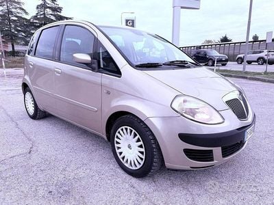 Usata Lancia Musa 77 CV (56 kW) 2006 Grigio Monovolume