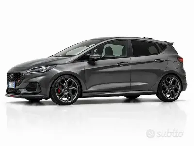 Usata Ford Fiesta ST 200 CV (147 kW) 2023 Grigio Utilitaria