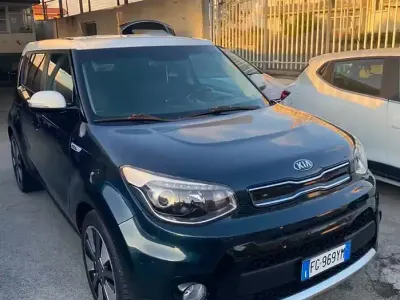 Usata Kia Soul 136 CV (100 kW) 2017 Blu SUV