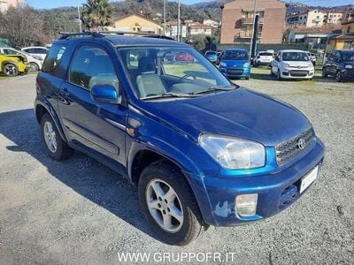 Usata 2001 Toyota RAV4 SUV | 4900 € (Ottimo prezzo)