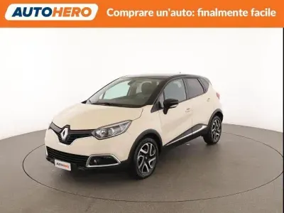 Usata Renault Captur Intens 90 CV (66 kW) 2015 Beige SUV