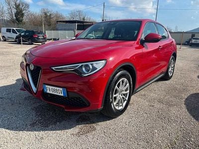 Usata Alfa Romeo Stelvio 160 CV (117 kW) 2019 Rosso SUV