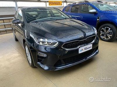 Usata Kia Ceed 116 CV (85 kW) 2019 Nero Utilitaria