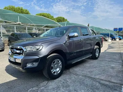 Usata Ford Ranger Limited 160 CV (117 kW) 2018 Grigio Pick-up