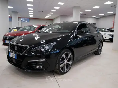 Usata Peugeot 308 GT-line 131 CV (96 kW) 2019 Nero Berlina