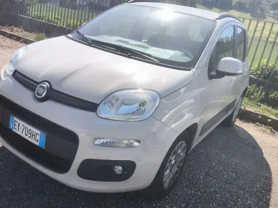 Usata Fiat Panda Easy 75 CV (55 kW) 2015 Beige Utilitaria