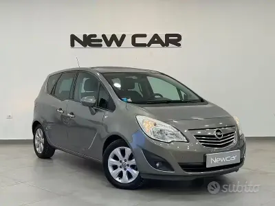 Usata Opel Meriva Cosmo 120 CV (88 kW) 2010 Marrone Monovolume