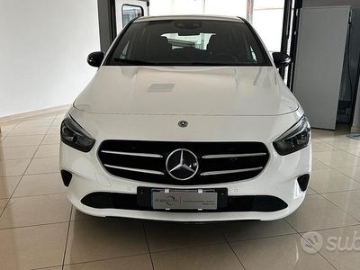 Usata Mercedes B180 Executive 115 CV (84 kW) 2019 Bianco Monovolume