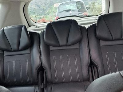 Usata Renault Scénic III 106 CV (77 kW) 2012 Nero Monovolume