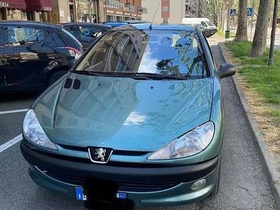 Usata Peugeot 206 75 CV (55 kW) 2001 Verde Utilitaria