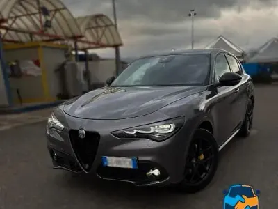Usata Alfa Romeo Stelvio Veloce 209 CV (153 kW) 2021 Grigio SUV