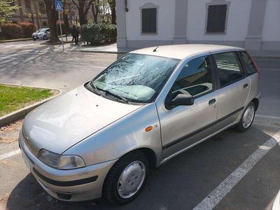 Usata Fiat Punto 73 CV (53 kW) 1995 Argento Berlina