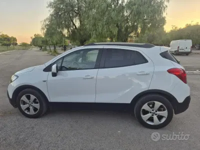 Usata Opel Mokka 136 CV (100 kW) 2015 Bianco SUV