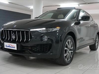Usata Maserati Levante GranLusso 250 CV (183 kW) 2017 Nero SUV