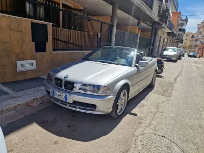 Usata BMW 318 143 CV (105 kW) 2002 Cabrio