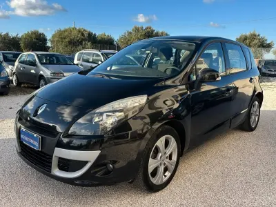 Usata Renault Scénic 149 CV (109 kW) 2011 Nero Monovolume