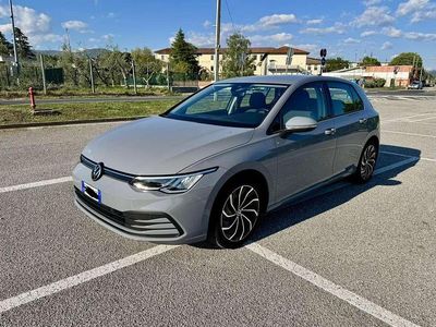 Usata VW Golf VIII Life 110 CV (80 kW) 2020 Berlina