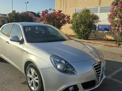 Usata Alfa Romeo Giulietta Progression 105 CV (77 kW) 2015 Grigio Utilitaria