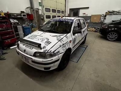 Usata Fiat Punto 73 CV (53 kW) 2000 Utilitaria