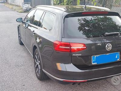 Usata VW Passat 190 CV (139 kW) 2019 Grigio Station wagon