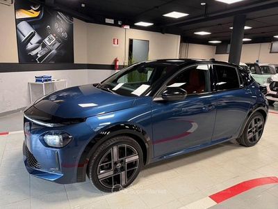 Usata Lancia Ypsilon 156 CV (114 kW) 2024 Grigio met. Utilitaria