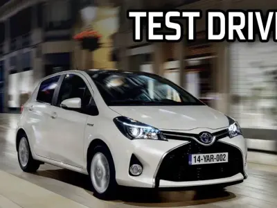 Usata Toyota Yaris Hybrid