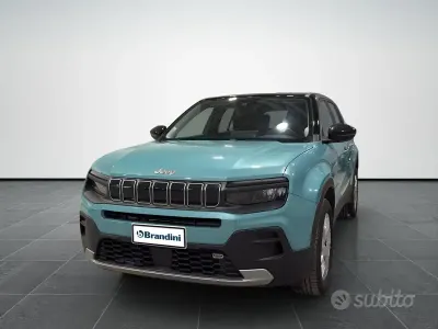 Käytetty Jeep Avenger 101 HP (74 kW) 2024 Sininen Katumaasturi