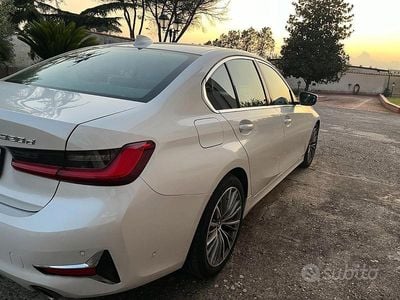 Usata BMW 320 Luxury Line 190 CV (139 kW) 2019 Bianco Berlina