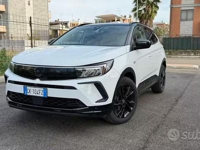 Usata Opel Grandland X GS Line 131 CV (96 kW) 2022 Bianco SUV