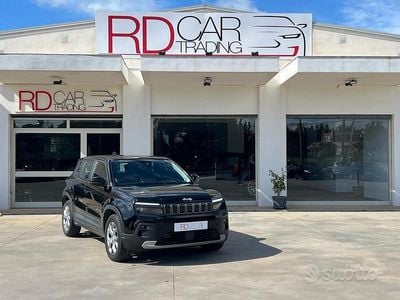 Usado Jeep Avenger Altitude 101 CV (74 kW) 2025 Negro SUV
