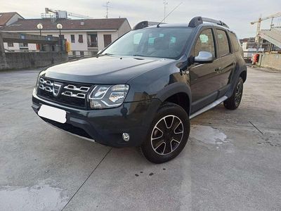 Usata Dacia Duster Prestige 125 CV (91 kW) 2016 Grigio SUV
