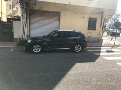 Usata BMW X1 143 CV (105 kW) 2010 Nero SUV