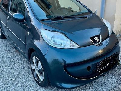 Usata Peugeot 107 68 CV (50 kW) 2005 Nero Utilitaria