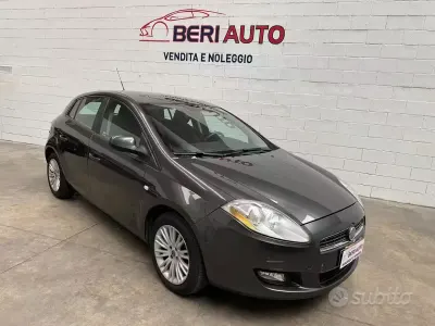 Usata Fiat Bravo 90 CV (66 kW) 2009 Grigio Utilitaria
