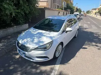 Usata Opel Astra Elegance 125 CV (91 kW) 2018