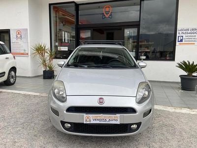 Grigio Usata 2015 Fiat Punto Street Berlina | 5500 € (Buon prezzo)