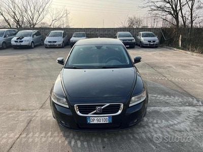Usata Volvo V50 Summum 136 CV (100 kW) 2008 Nero Station wagon