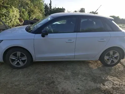 Usata Audi A1 90 CV (66 kW) 2012 Bianco Utilitaria