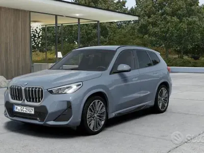 Nouvelle BMW X1 M Sport 136 ch (100 kW) 2026 Storm bay metallizzato SUV