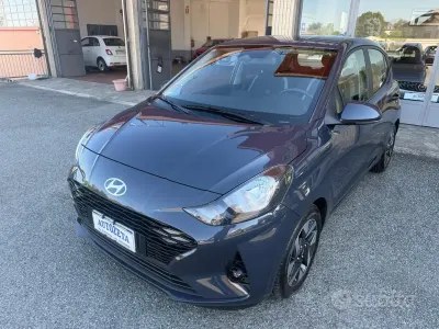 Usata Hyundai i10 Prime 67 CV (49 kW) 2023 Grigio Utilitaria