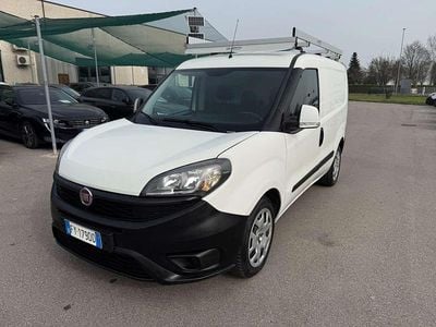 Usata Fiat Doblò 105 CV (77 kW) 2019 Bianco Monovolume